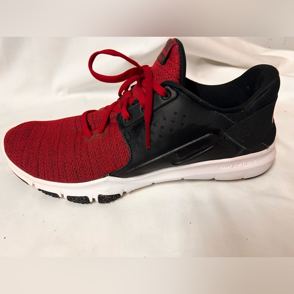 Nike Brand Men’s Sneakers, size 11. - Picture 4 of 8